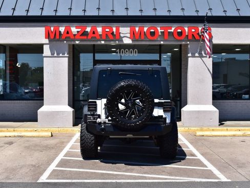 Used 2016 Jeep Wrangler Unlimited Sport w/ Quick Order Package 24S AWD/4WD image 10