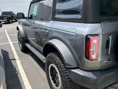 Used 2023 Ford Bronco Outer Banks w/ Sasquatch Package AWD/4WD image 6