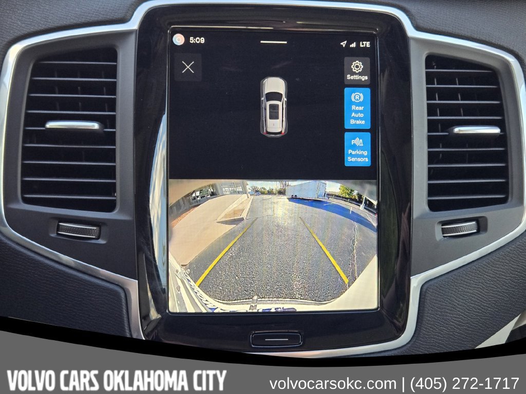 Certified 2024 Volvo XC90 B5 Core w/ Protection Package Premier AWD/4WD image 16