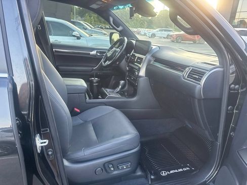 Certified 2022 Lexus GX 460 Premium w/ Premium Package AWD/4WD image 18