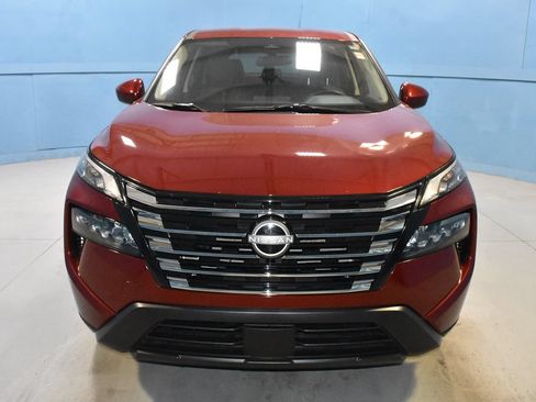 Certified 2026 Nissan Rogue SV AWD/4WD image 21