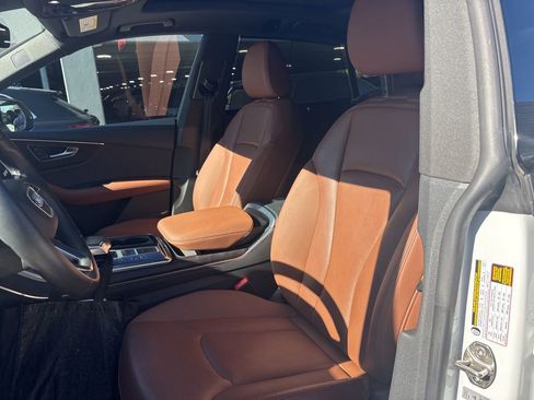 Used 2022 Audi Q8 Premium Plus image 13