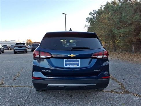 Used 2023 Chevrolet Equinox LT image 6