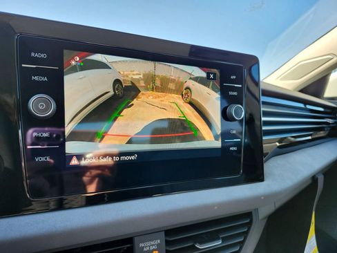 New 2025 Volkswagen Jetta SE image 11