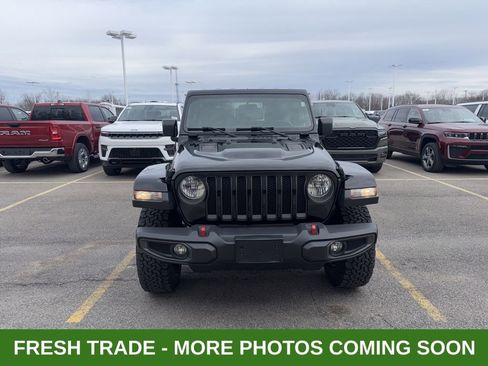 Used 2018 Jeep Wrangler Unlimited Rubicon image 2