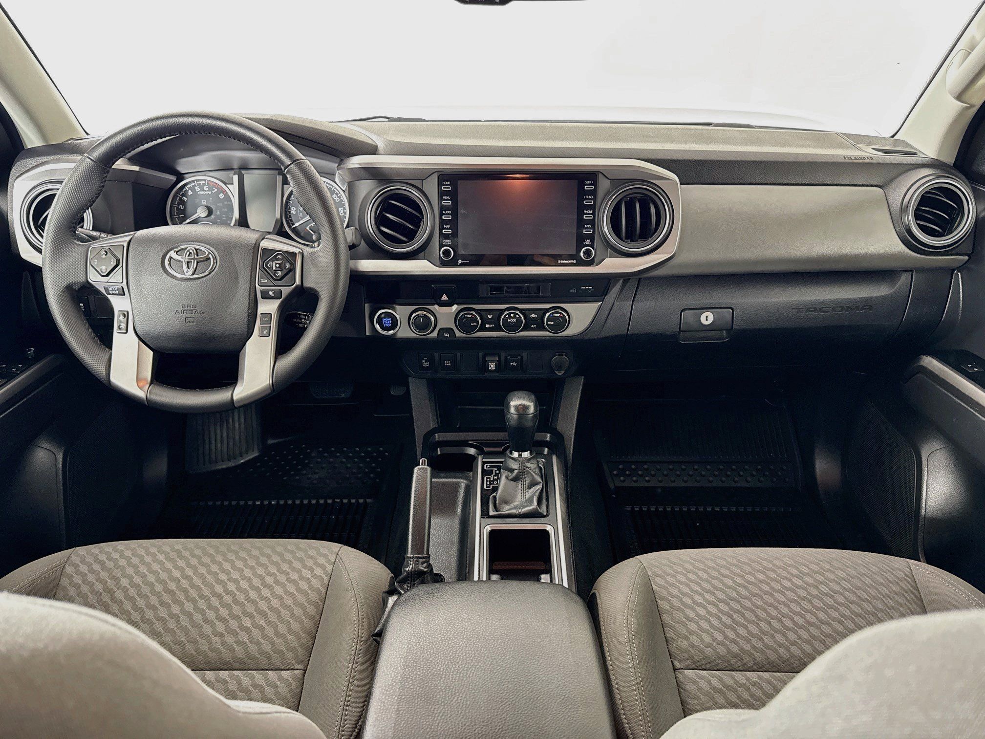 Used 2023 Toyota Tacoma SR5 w/ Technology Package AWD/4WD image 3