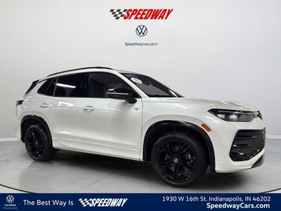 Certified 2025 Volkswagen Tiguan SE R-Line
