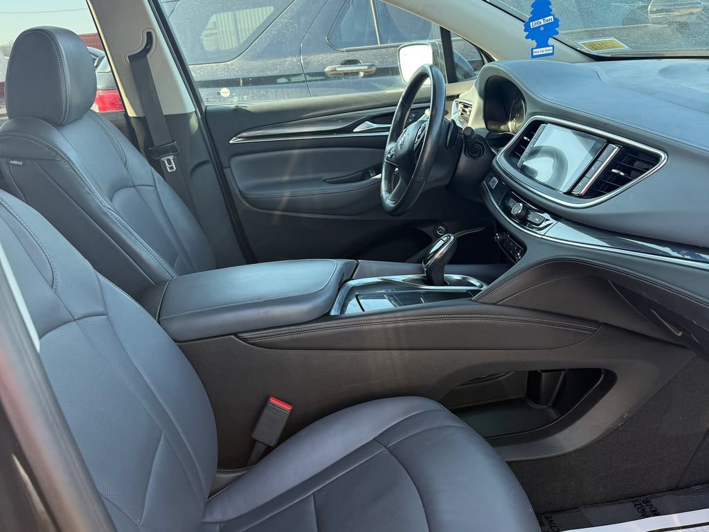 Used 2018 Buick Enclave Premium w/ Trailering Package AWD/4WD image 48