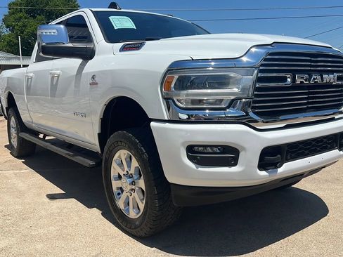 Used 2023 RAM 2500 Laramie AWD/4WD image 4