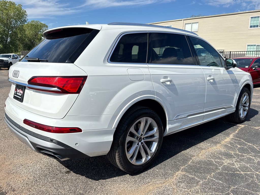 Used 2025 Audi Q7 3.0T Premium Plus AWD/4WD image 4