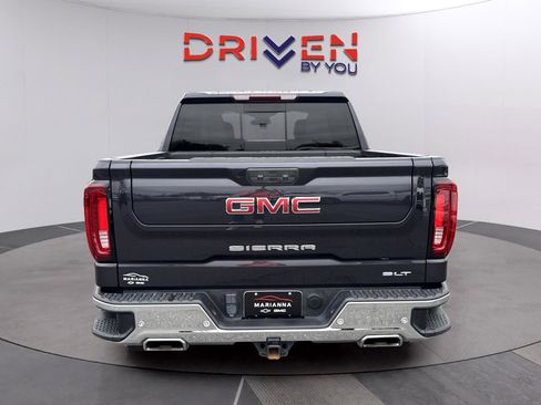 Used 2024 GMC Sierra 1500 SLT w/ SLT Premium Plus Package AWD/4WD image 4