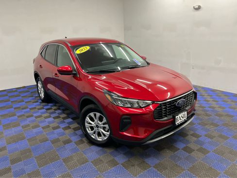 Used 2023 Ford Escape Active w/ Tech Pack #2 image 34