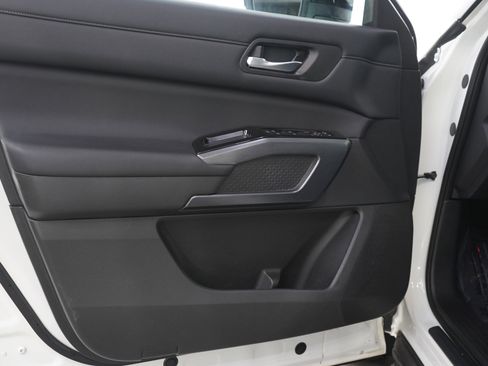 Used 2023 Nissan Pathfinder SL w/ SL Premium Package image 20