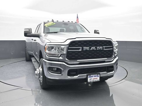 Used 2024 RAM 3500 Big Horn image 2