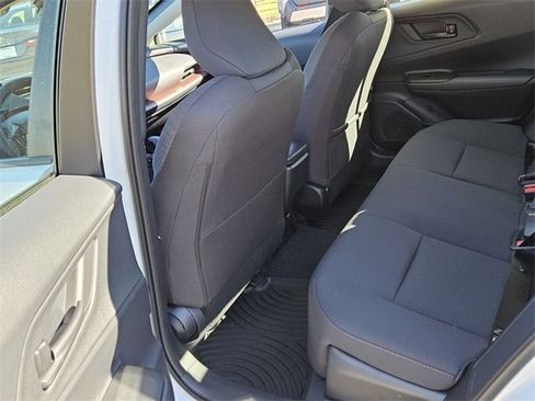 New 2026 Toyota Prius SE image 6