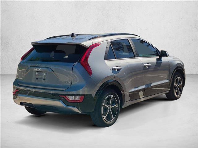 Used 2025 Kia Niro FWD image 5