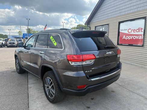 Used 2018 Jeep Grand Cherokee Limited AWD/4WD image 7