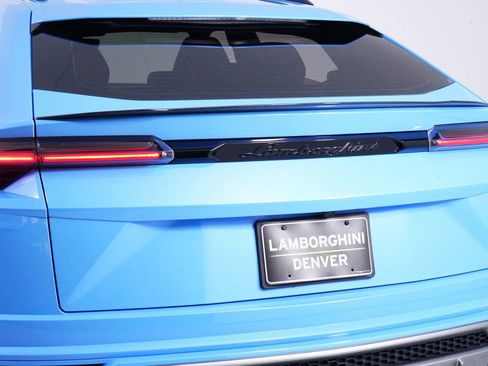 Used 2021 Lamborghini Urus AWD/4WD image 20