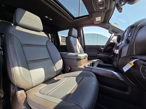 Used 2021 GMC Sierra 2500 Denali w/ Denali Ultimate Package image 29