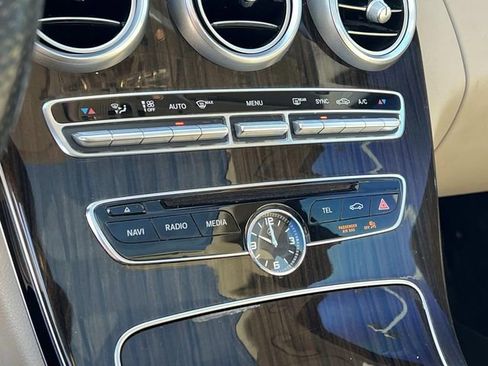 Used 2017 Mercedes-Benz C 300 4MATIC Sedan image 26