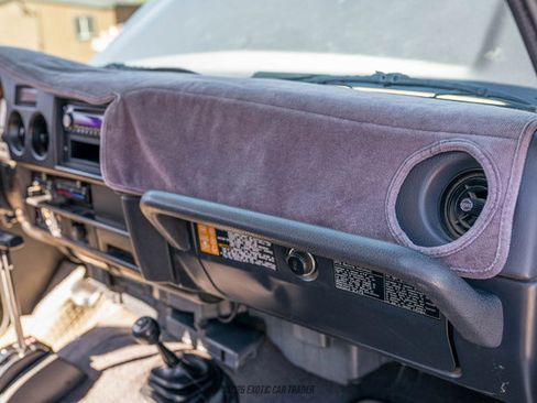 Used 1989 Toyota Land Cruiser AWD/4WD image 33