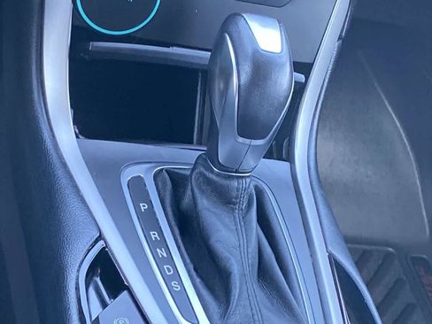 Used 2018 Ford Edge SEL AWD/4WD image 19