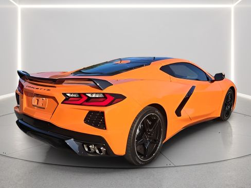 Used 2023 Chevrolet Corvette Stingray Premium Cpe w/ Z51 Performance Package RWD image 5