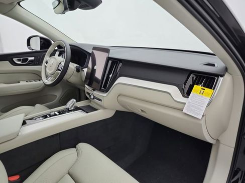New 2026 Volvo XC60 T8 Ultra w/ Climate Package AWD/4WD image 25
