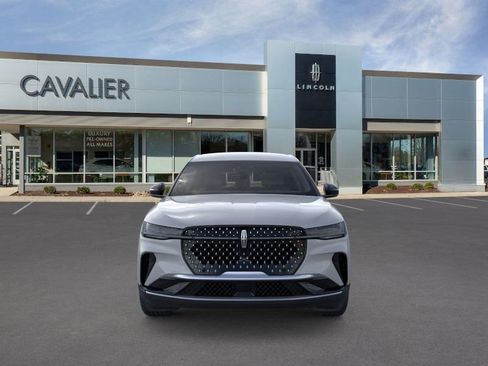 New 2026 Lincoln Nautilus Premier image 6