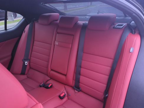 Used 2023 Lexus IS 500 image 32