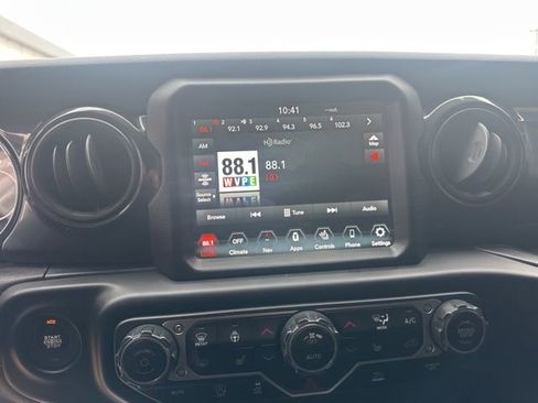 Used 2023 Jeep Wrangler Sport image 12