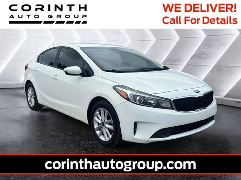 Used 2017 Kia Forte S FWD image 1