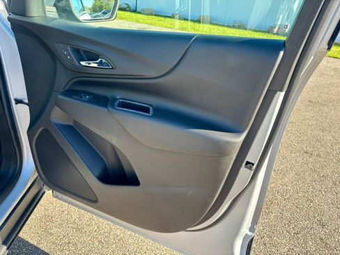 Used 2019 Chevrolet Equinox LT AWD/4WD image 10
