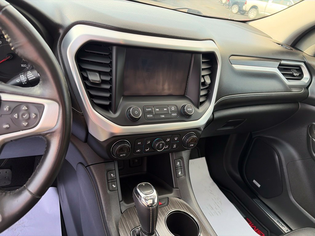 Used 2017 GMC Acadia SLT AWD/4WD image 30