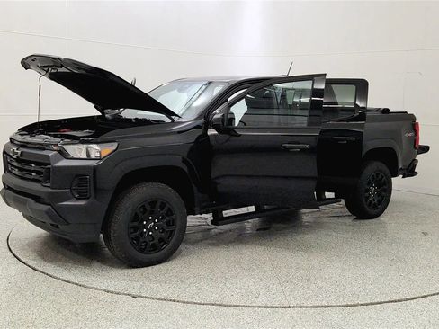 New 2026 Chevrolet Colorado W/T AWD/4WD image 10