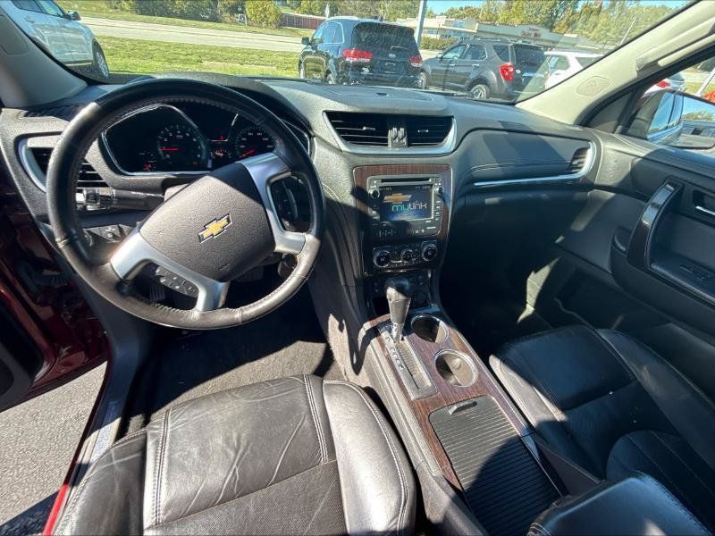 Used 2015 Chevrolet Traverse LTZ FWD image 12