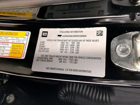 Used 2024 Chevrolet Tahoe LT image 36