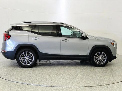 Used 2023 GMC Terrain SLT FWD image 8