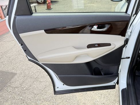 Used 2020 Kia Sorento EX image 31