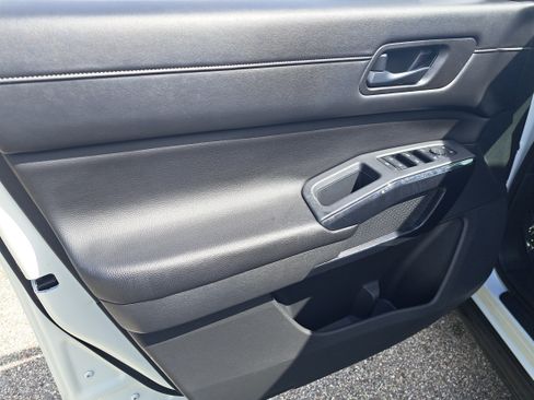 Certified 2023 Nissan Pathfinder S FWD image 19