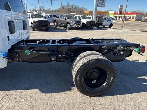 New 2026 RAM 3500 Tradesman image 7