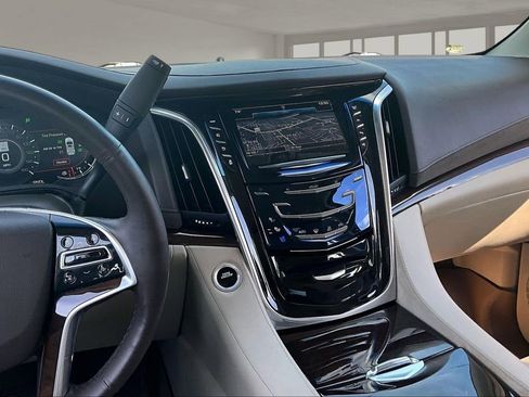 Used 2017 Cadillac Escalade Premium Luxury w/ LPO, Radiant Package image 9