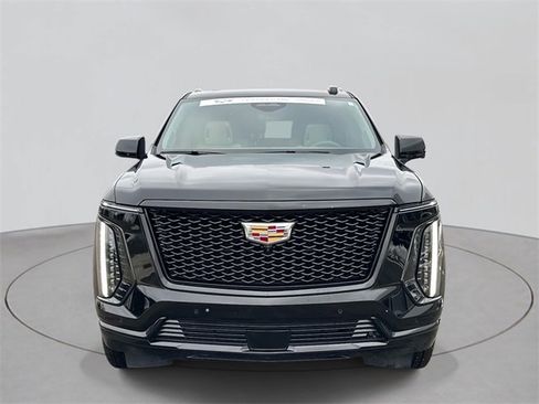 Certified 2025 Cadillac Escalade Sport Platinum w/ LPO, Floor Liner Package image 2