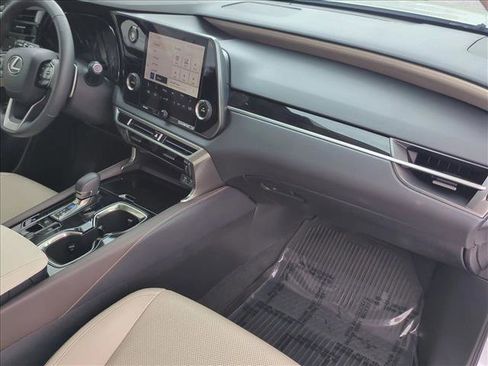 Used 2024 Lexus RX 350 FWD w/ Technology Package image 21