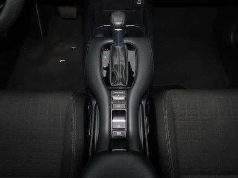 Certified 2023 Honda HR-V LX image 20