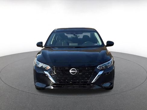 Used 2025 Nissan Sentra SV image 4