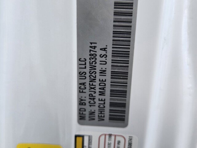 Used 2025 Jeep Wrangler Unlimited Rubicon AWD/4WD image 15