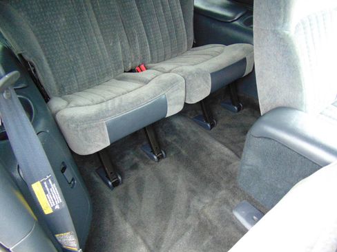 Used 2002 Chevrolet Blazer LS w/ Preferred Equipment Group image 15