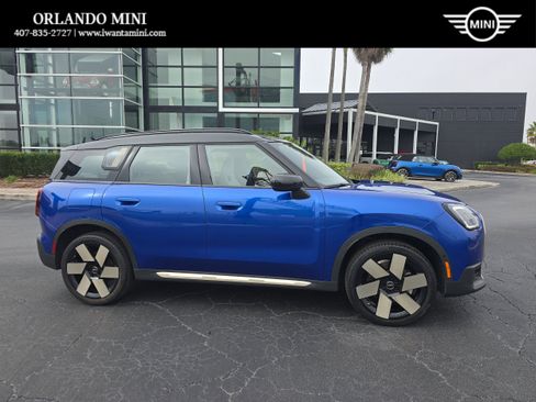 Certified 2025 MINI Cooper Countryman S image 1