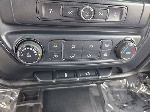 Used 2018 Chevrolet Silverado 1500 Custom AWD/4WD image 5